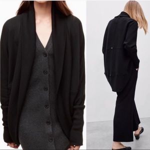 WILFRED Diderot Black Sweater